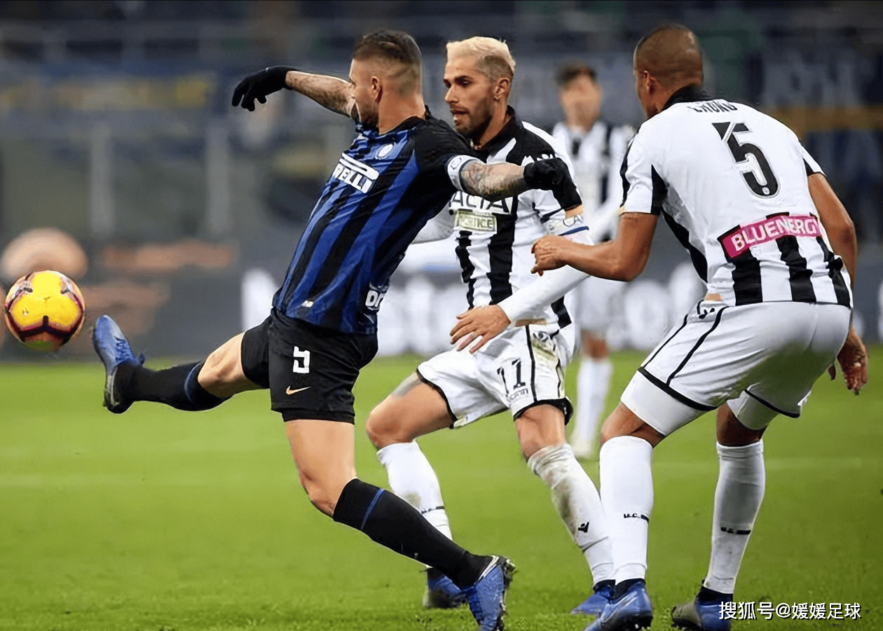 包含佛罗伦萨客场逆转战胜，球迷沸腾欢呼的词条