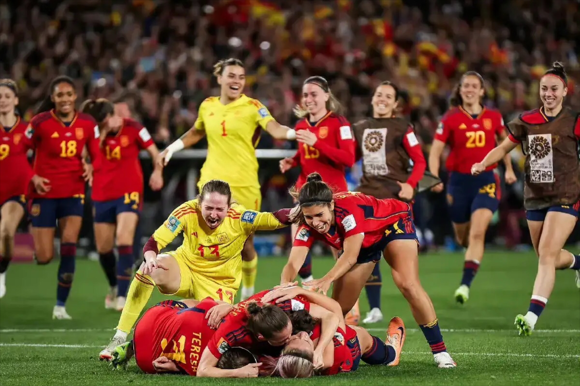 米兰体育网页版-东道主西班牙队击败斯洛文尼亚，小组前景看好的简单介绍