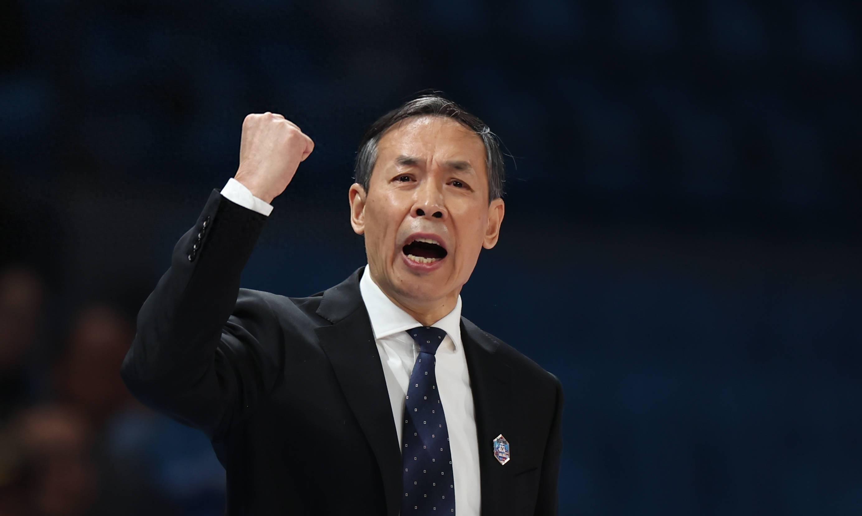 米兰-包含北京队冠军气质明显，迅速占领领先地位的词条