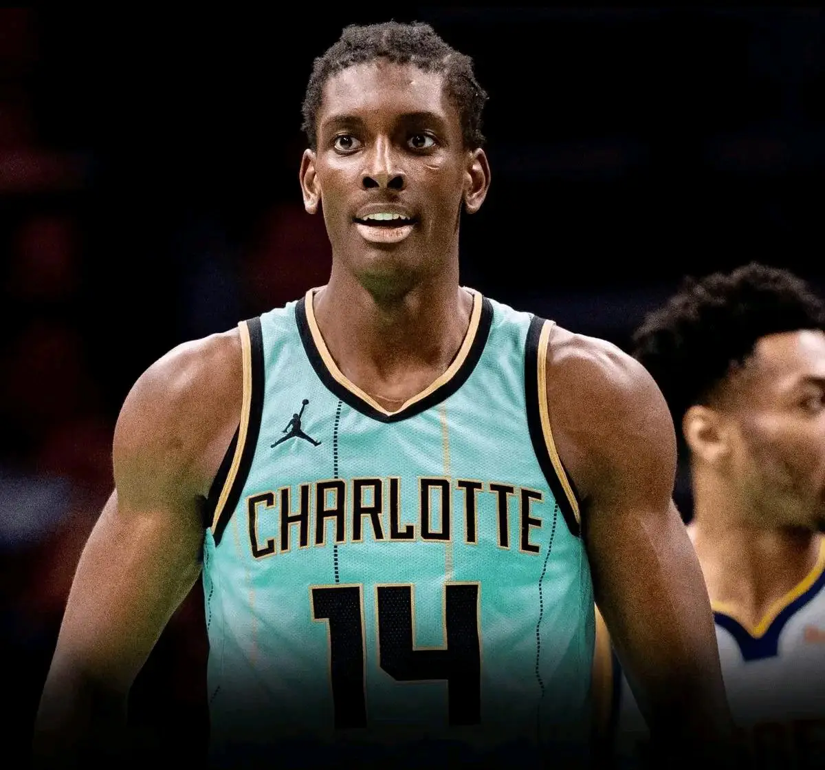 ac米兰体育官网-快船内线伤兵加剧，戴维斯或将暂时替补完成MVP接班