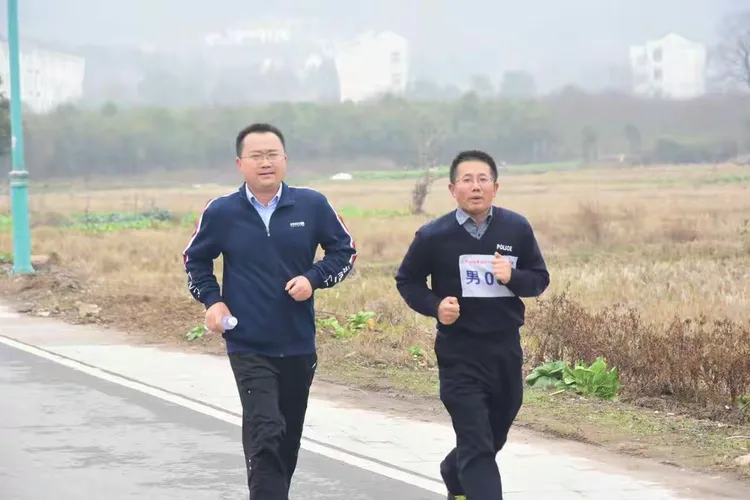 安徽九华取得惊人的比赛胜利的简单介绍 安徽九华取得惊人的比赛胜利的简单介绍