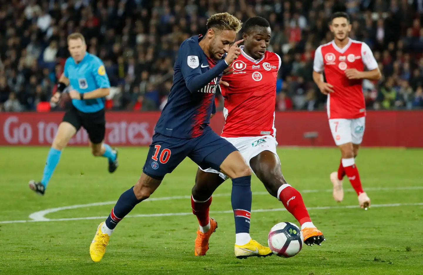 南特击败里昂,豪取联赛三连胜的简单介绍 南特击败里昂,豪取联赛三连胜的简单介绍