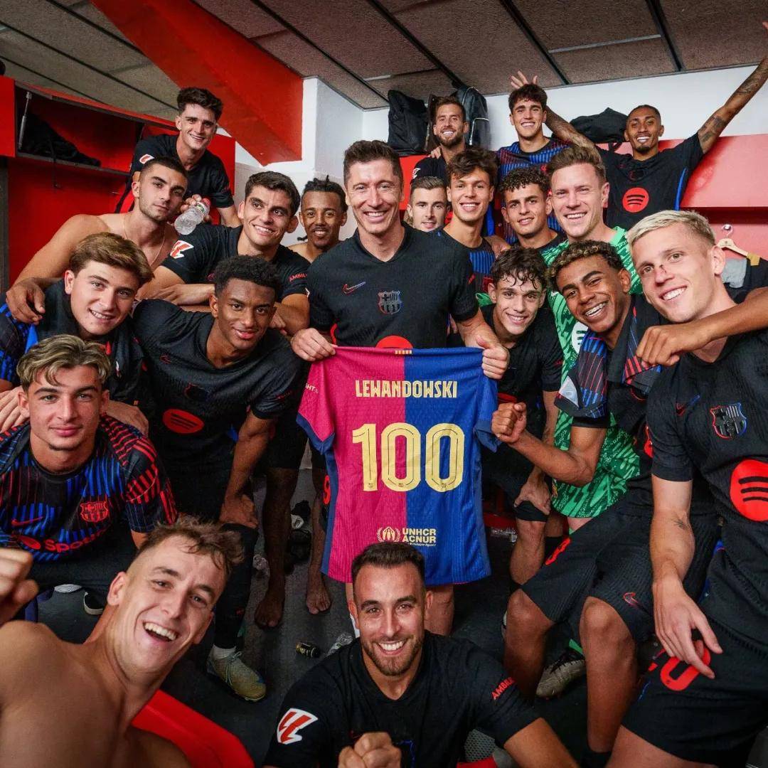 米兰登录入口-包含巴萨大获胜利，全队势如破竹的词条