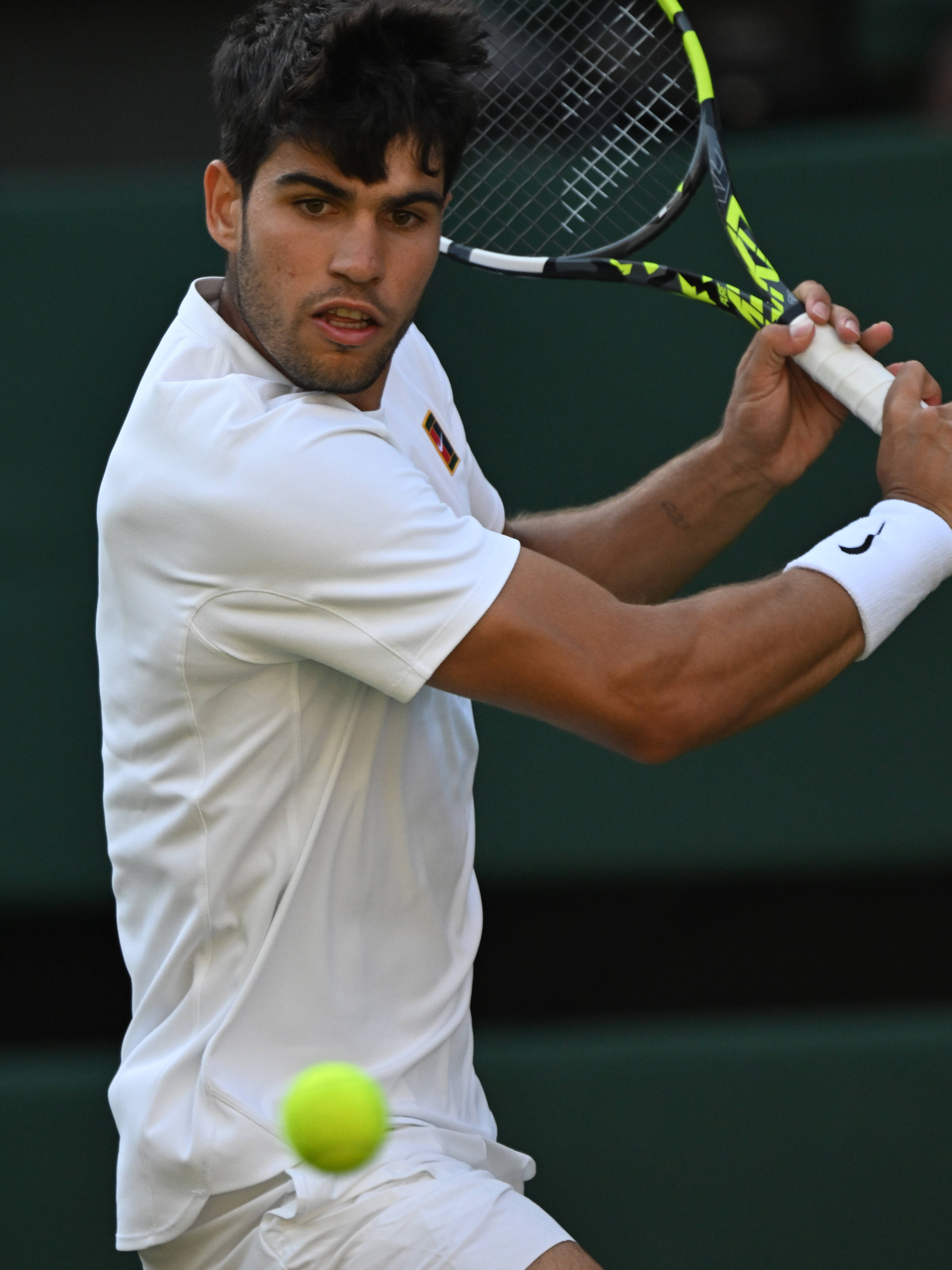 ac米兰体育官网-包含日本网球队力克澳大利亚网球队，阿尔卡拉斯爆发神勇的词条