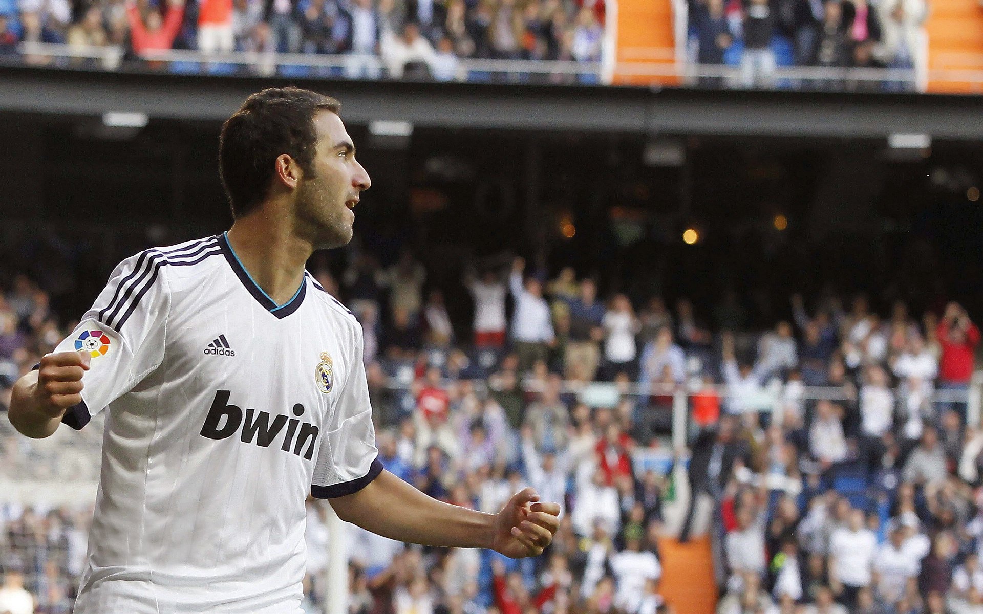 足球场上的压制与关键,从西班牙战术体系看李刚仁的亚洲突破