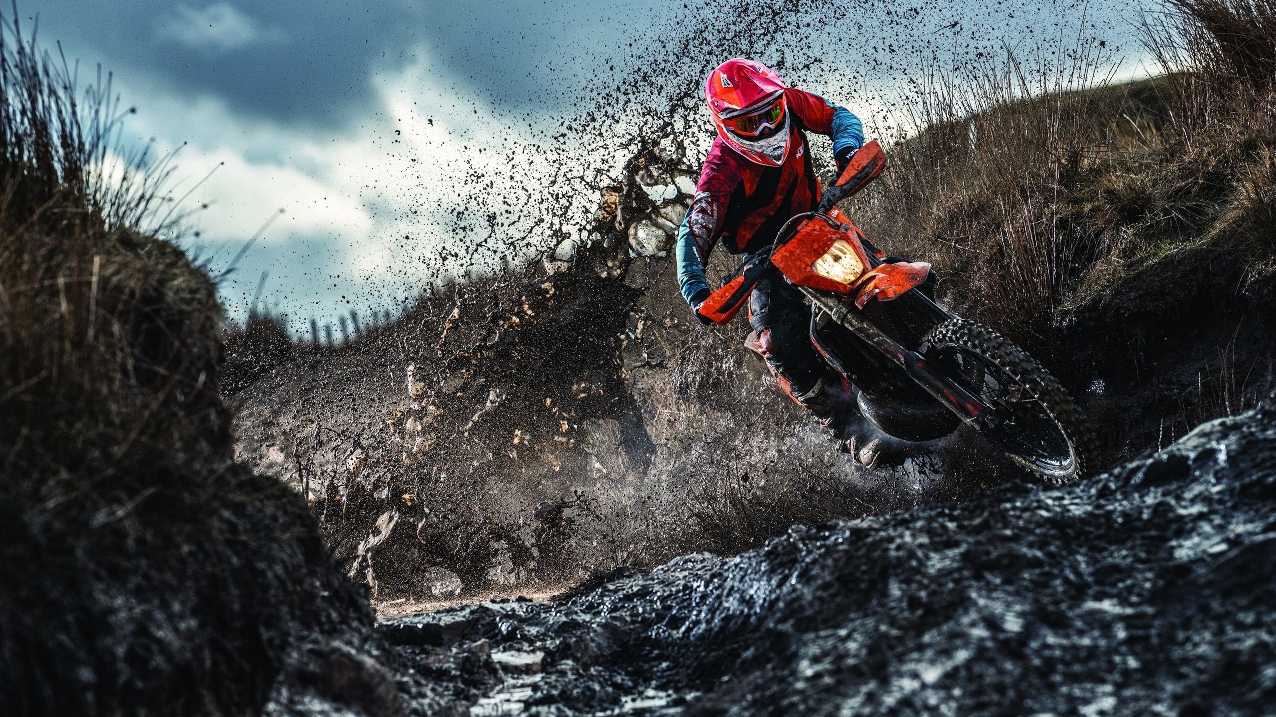 丹麦队鏖战日本队,辛杜高光时刻背后的战术博弈与精神较量