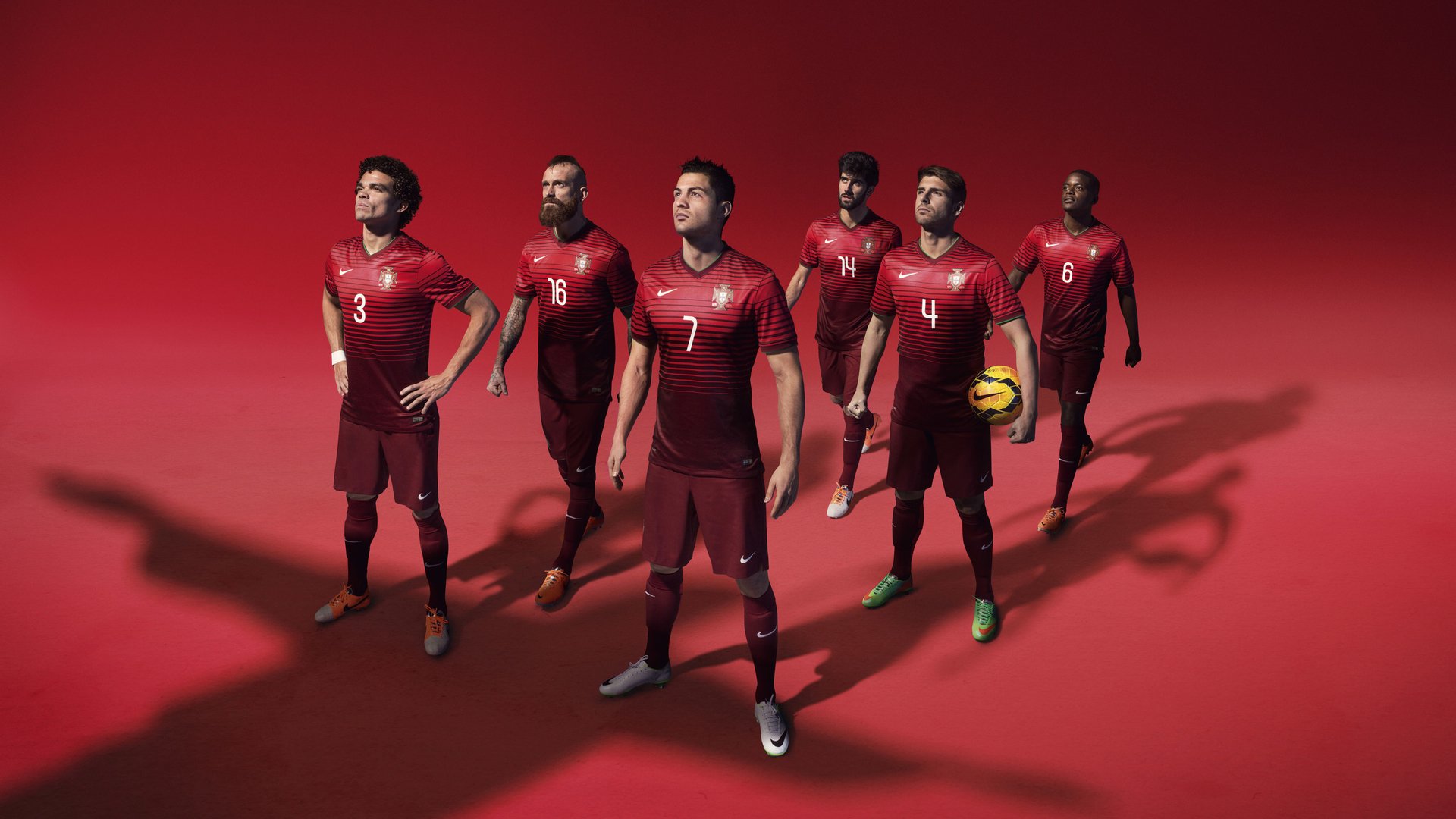 戴维斯杯的荣耀碾压，纳达尔领衔西班牙队，以传统与团队之力超越联合杯